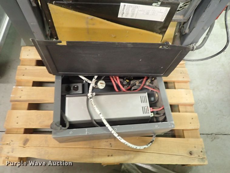 image for item GN9653 Saf-T-Lift vertical lift