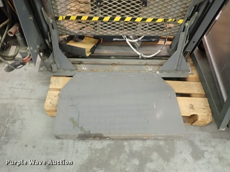 image for item GN9653 Saf-T-Lift vertical lift