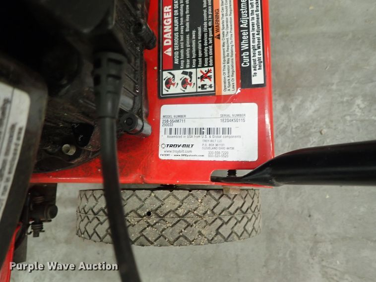 image for item GN9655 Troy-Bilt TB554 edger