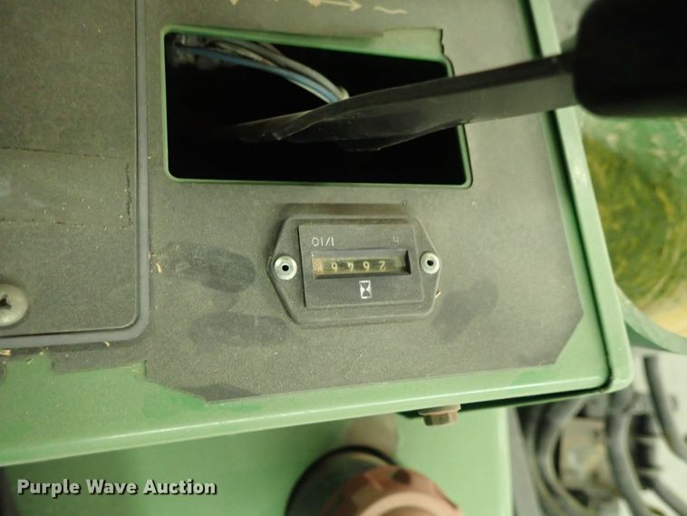 image for item GN9664 John Deere 3215B reel mower