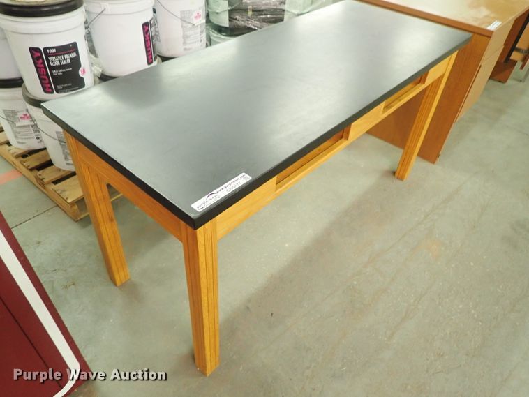 image for item GN9677 (13) lab tables