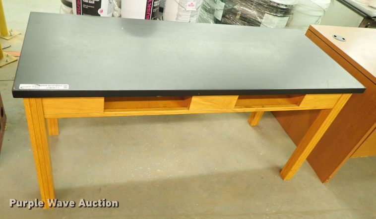 image for item GN9677 (13) lab tables