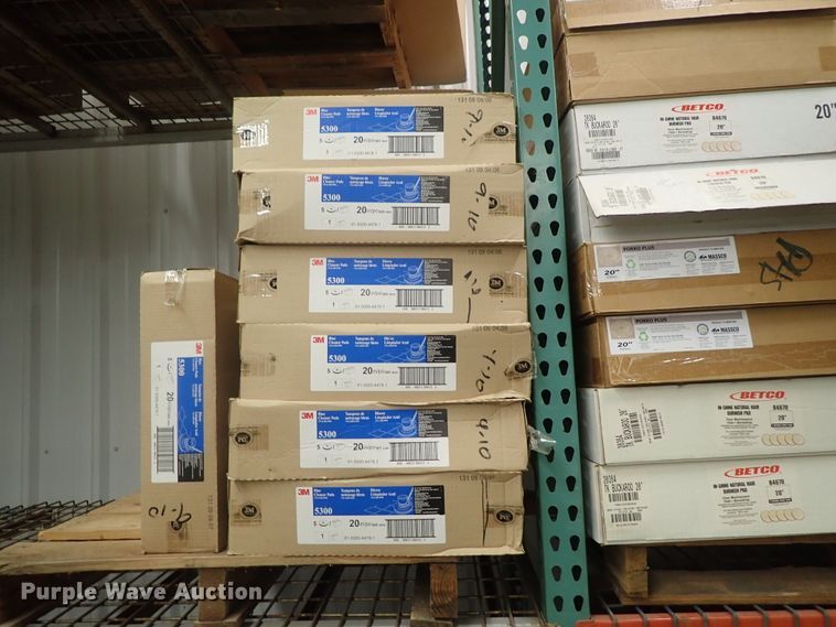 image for item GN9697 Approximately 115 floor pads