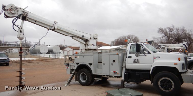 image for item GN9975 1995 Chevrolet Kodiak C6500 digger derrick truck