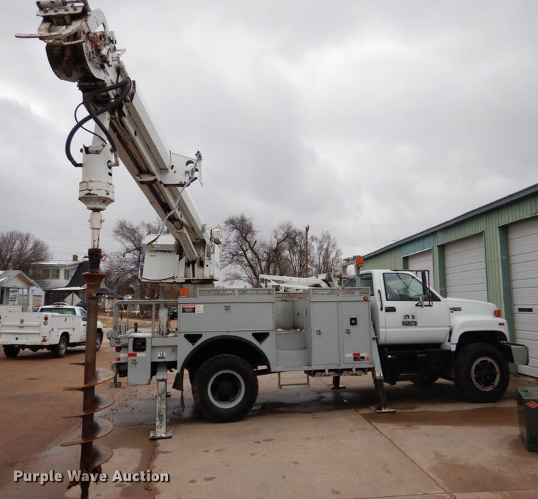 image for item GN9975 1995 Chevrolet Kodiak C6500 digger derrick truck