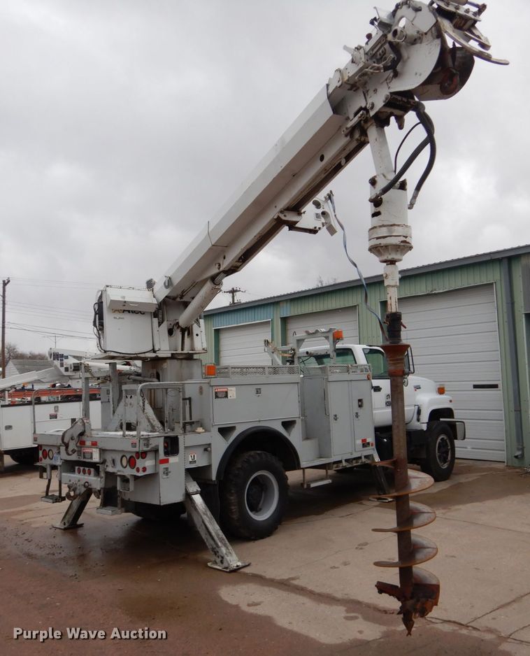 image for item GN9975 1995 Chevrolet Kodiak C6500 digger derrick truck