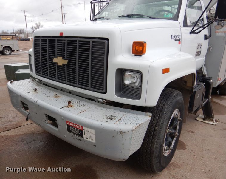image for item GN9975 1995 Chevrolet Kodiak C6500 digger derrick truck