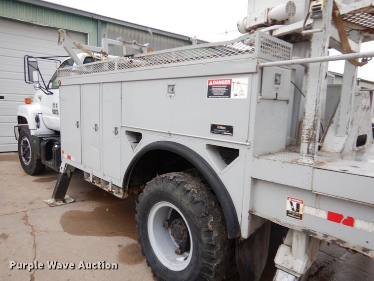 image for item GN9975 1995 Chevrolet Kodiak C6500 digger derrick truck
