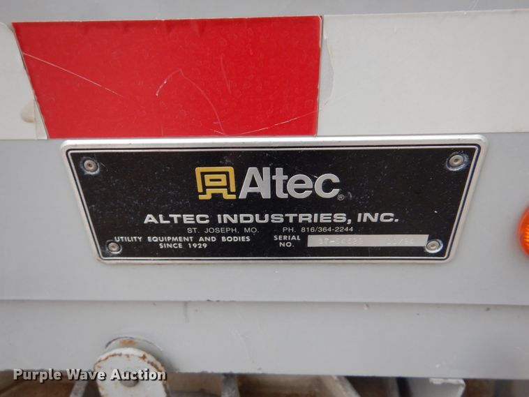 image for item GN9975 1995 Chevrolet Kodiak C6500 digger derrick truck