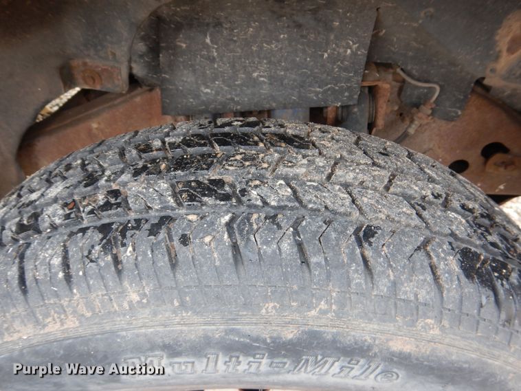 image for item GN9977 1989 Chevrolet S10 pickup truck