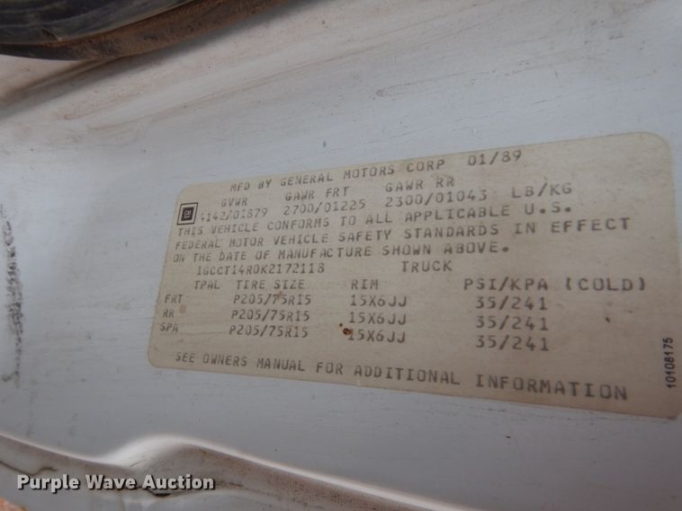 image for item GN9977 1989 Chevrolet S10 pickup truck