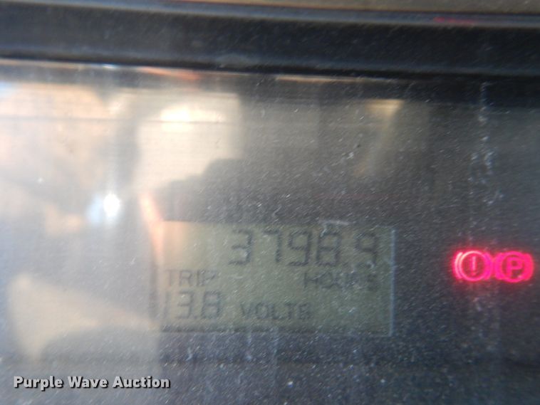 image for item GW9478 2003 Freightliner Columbia semi truck