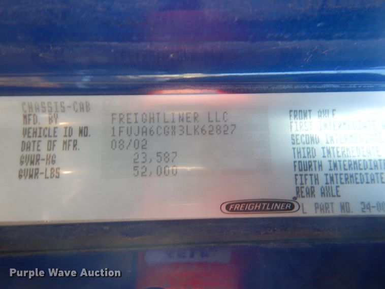 image for item GW9478 2003 Freightliner Columbia semi truck