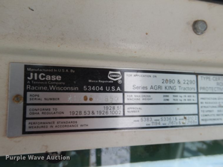 image for item GX9869 1982 Case 2290 tractor