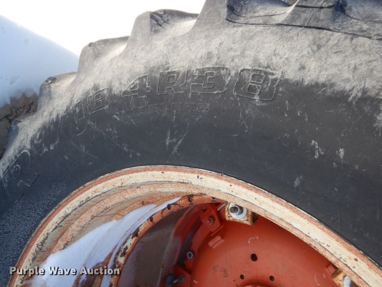 image for item GX9869 1982 Case 2290 tractor