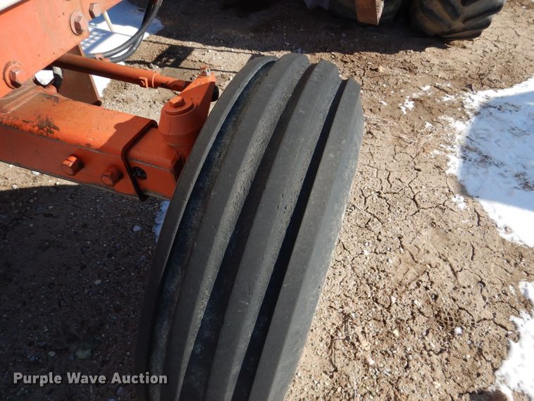 image for item GX9869 1982 Case 2290 tractor