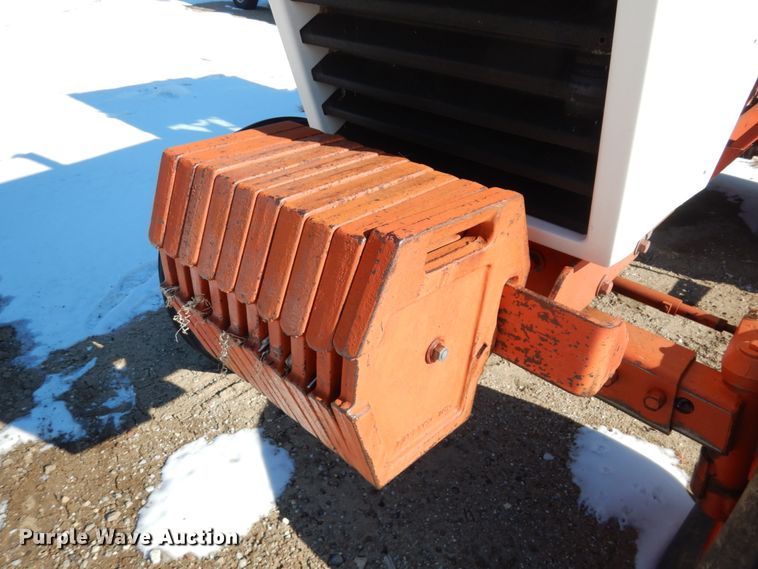 image for item GX9869 1982 Case 2290 tractor