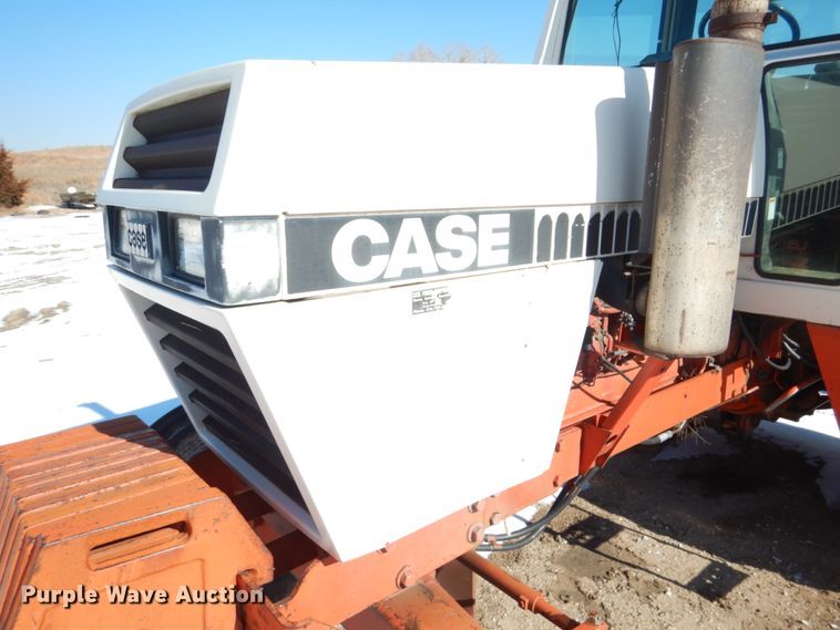 image for item GX9869 1982 Case 2290 tractor