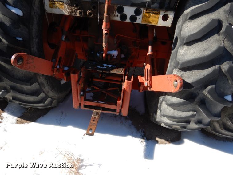 image for item GX9869 1982 Case 2290 tractor