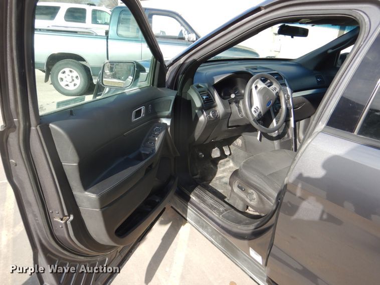 image for item GX9877 2015 Ford Explorer Police Interceptor SUV