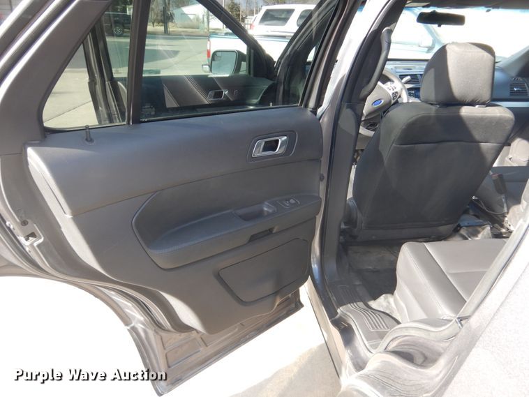 image for item GX9877 2015 Ford Explorer Police Interceptor SUV