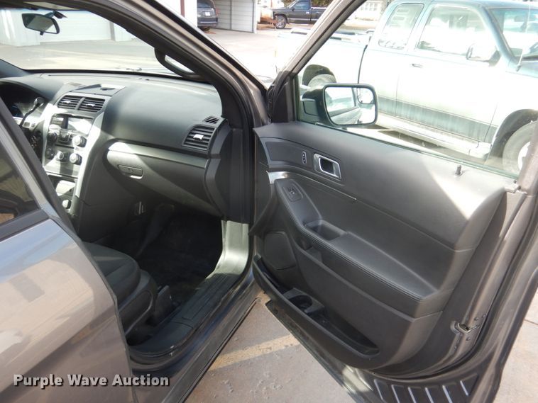 image for item GX9877 2015 Ford Explorer Police Interceptor SUV