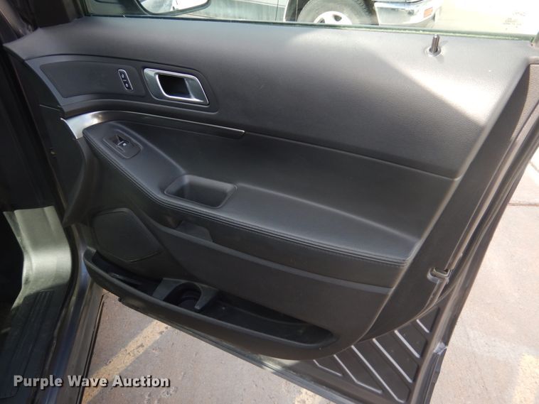 image for item GX9877 2015 Ford Explorer Police Interceptor SUV