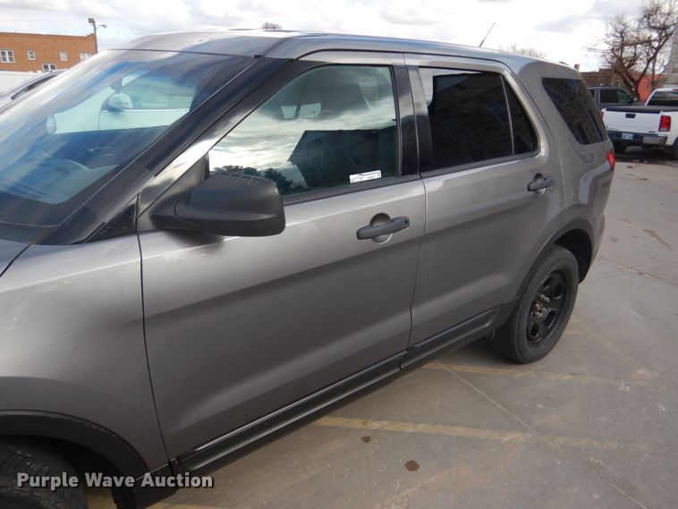 image for item GX9877 2015 Ford Explorer Police Interceptor SUV