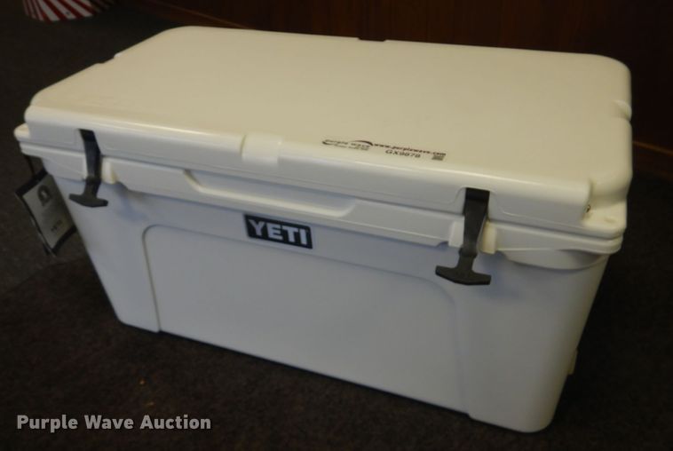 image for item GX9878 Yeti 75 cooler