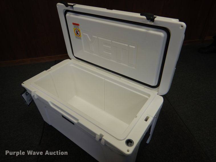 image for item GX9878 Yeti 75 cooler