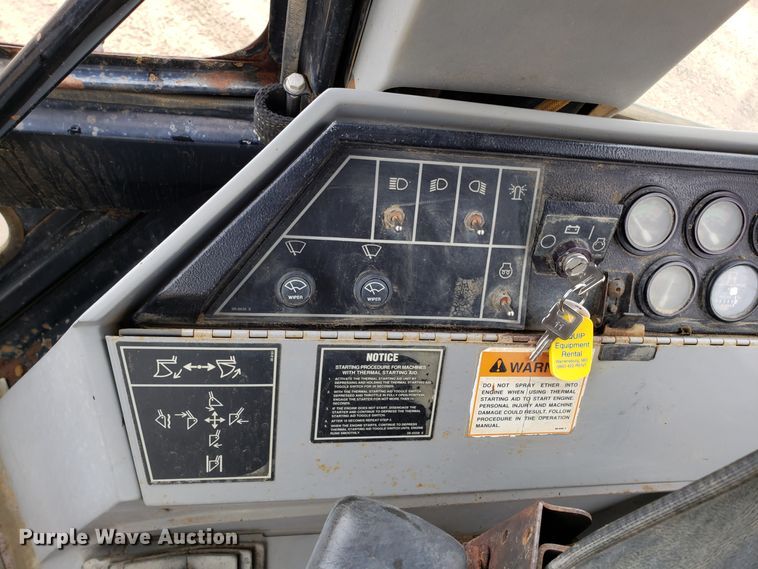 image for item L1417 1996 Caterpillar 416B backhoe