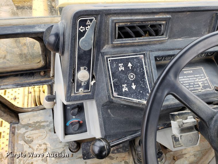 image for item L1417 1996 Caterpillar 416B backhoe