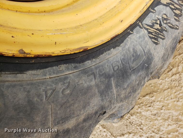 image for item L1417 1996 Caterpillar 416B backhoe