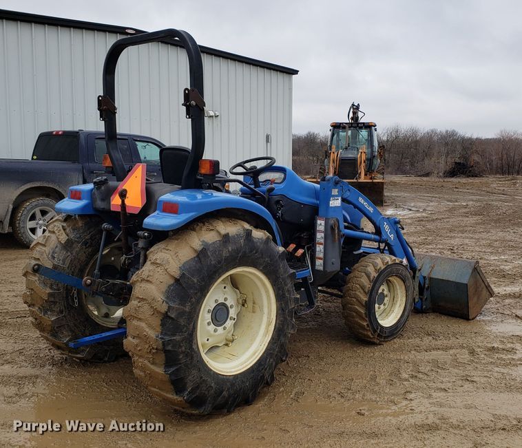 image for item L1418 New Holland TC35D tractor