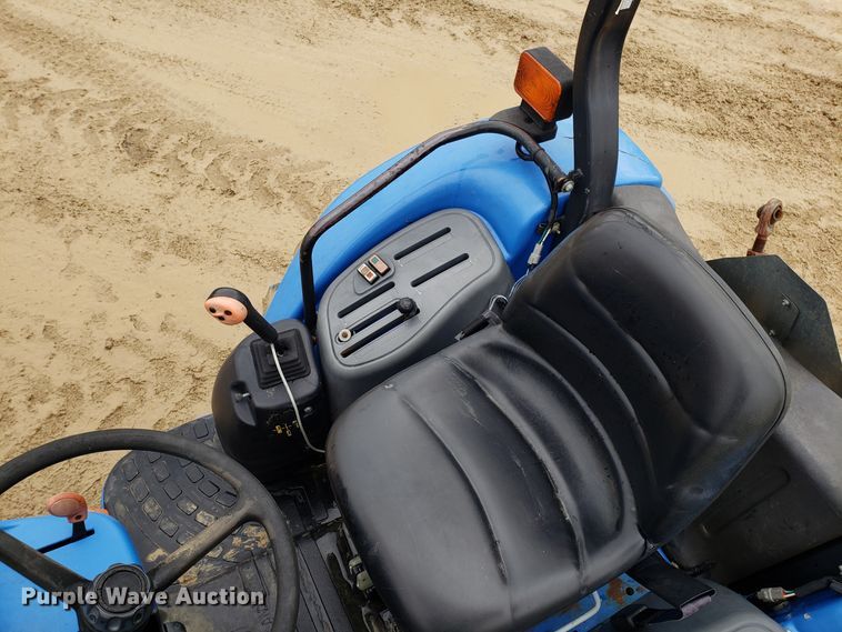 image for item L1418 New Holland TC35D tractor