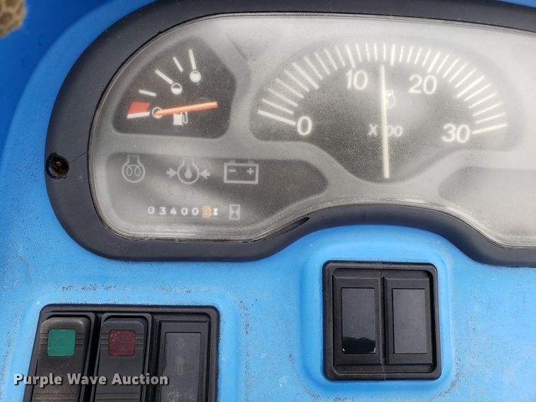 image for item L1418 New Holland TC35D tractor