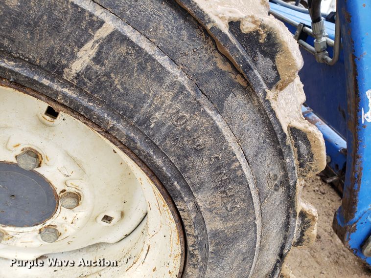 image for item L1418 New Holland TC35D tractor