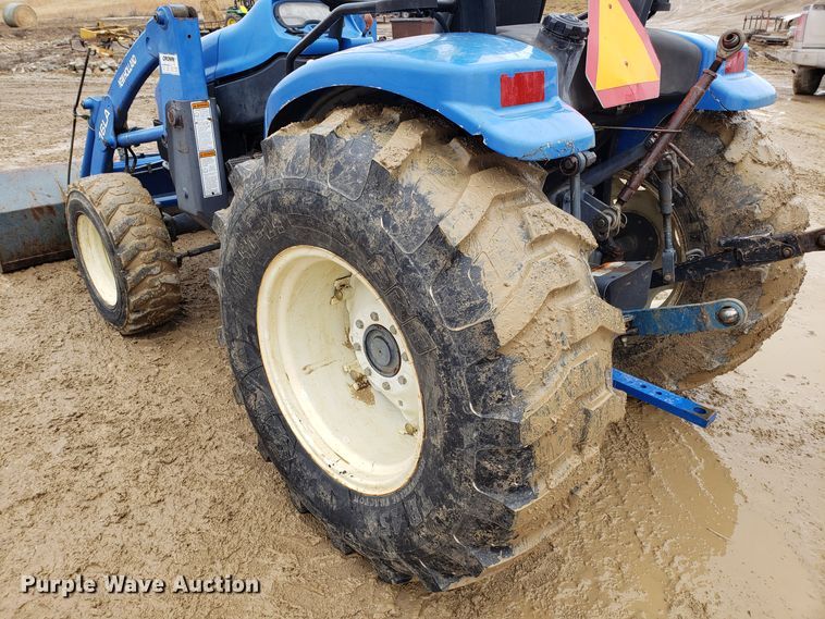 image for item L1418 New Holland TC35D tractor