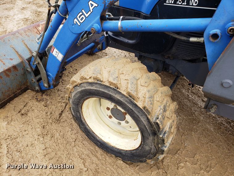 image for item L1418 New Holland TC35D tractor