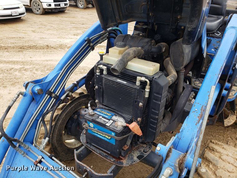 image for item L1418 New Holland TC35D tractor