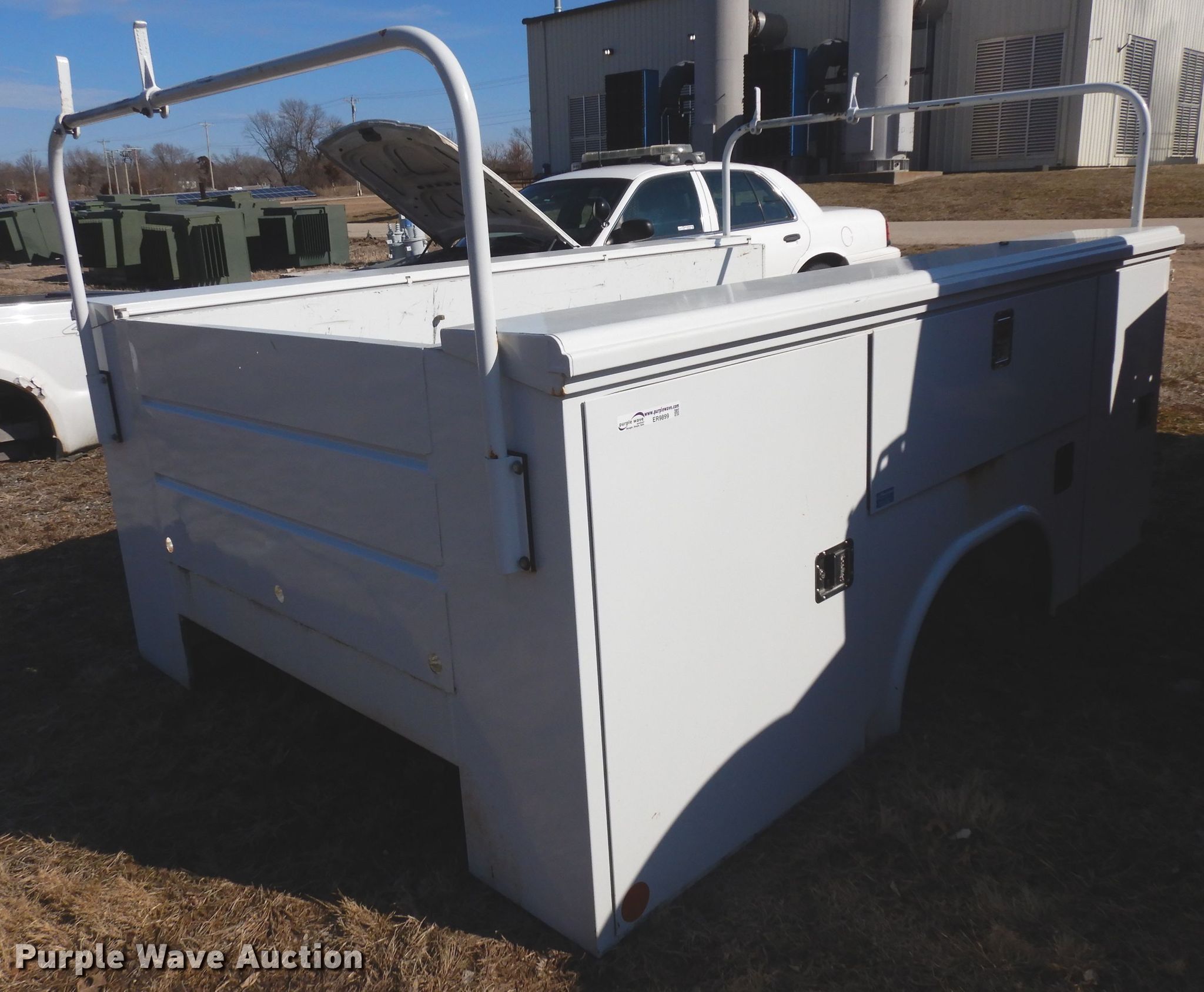 Reading utility bed in Baldwin City, KS Item ER9899 sold Purple Wave