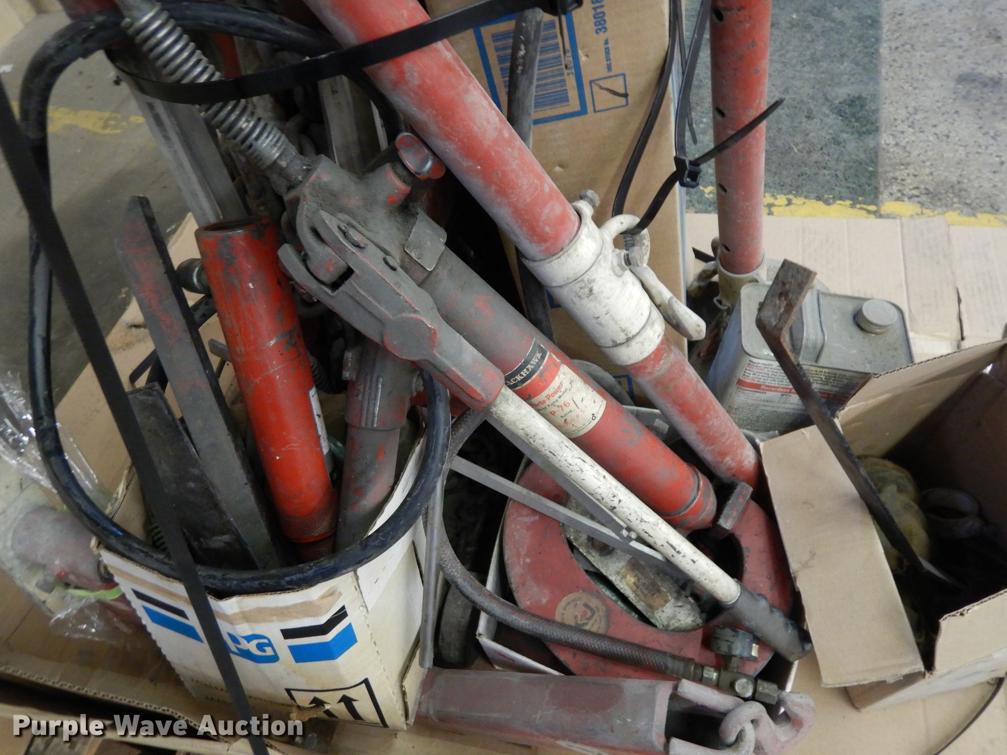 Power Post PK100 automotive frame puller in Lincoln, NE Item ER9937