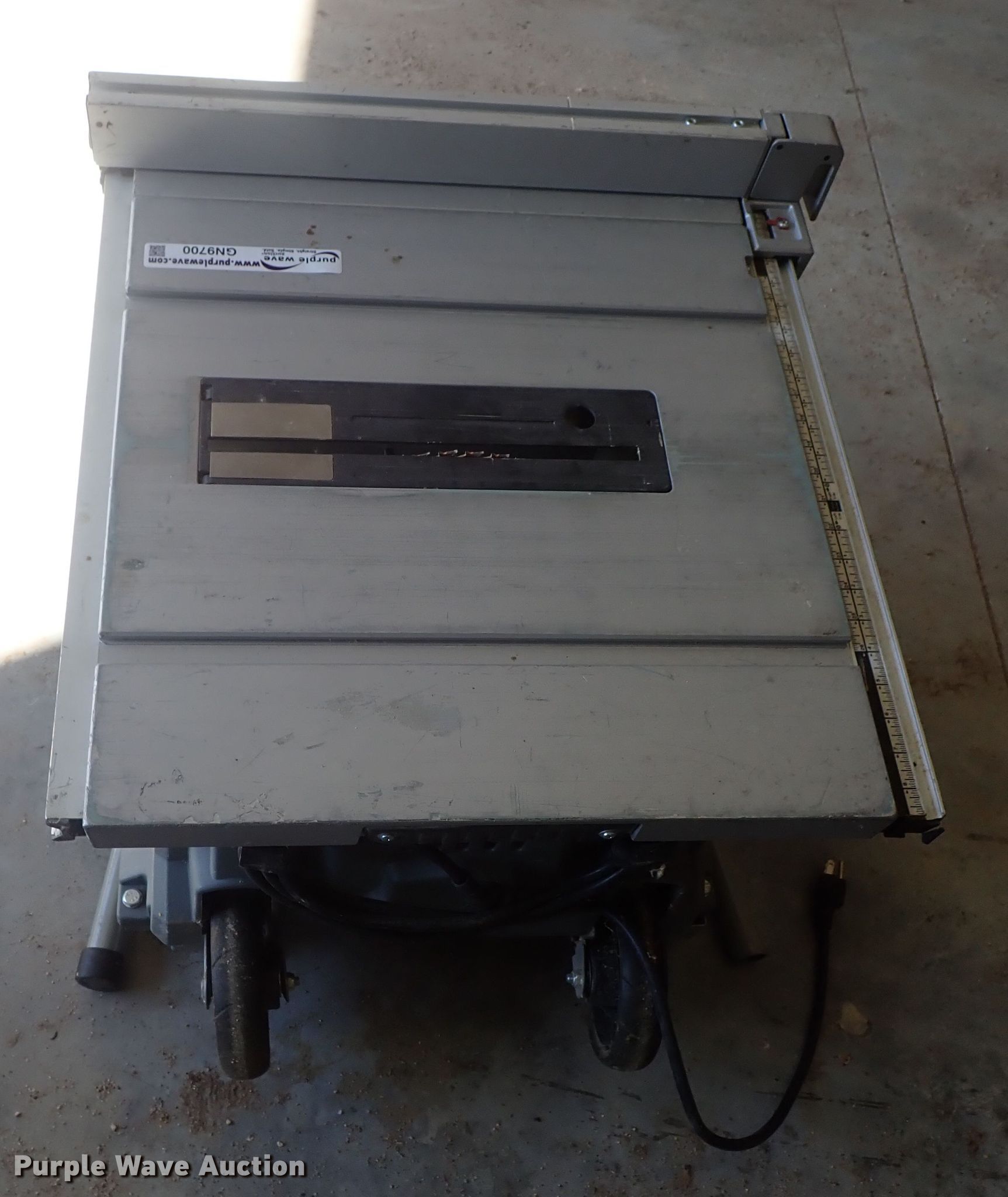 Performax table saw in North Newton, KS Item GN9700 sold Purple Wave
