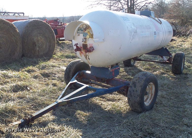 image for item DD1762 Anhydrous ammonia tank
