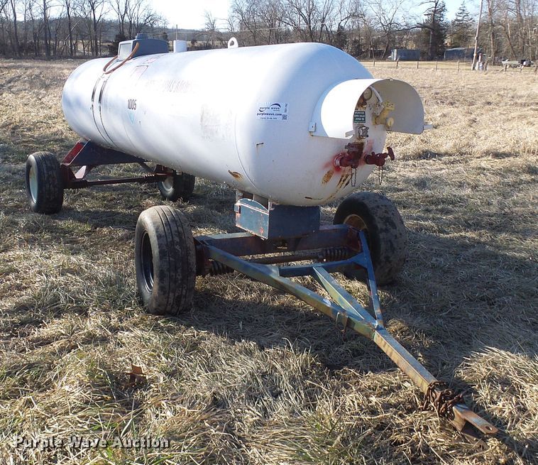 image for item DD1762 Anhydrous ammonia tank