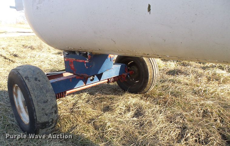 image for item DD1762 Anhydrous ammonia tank