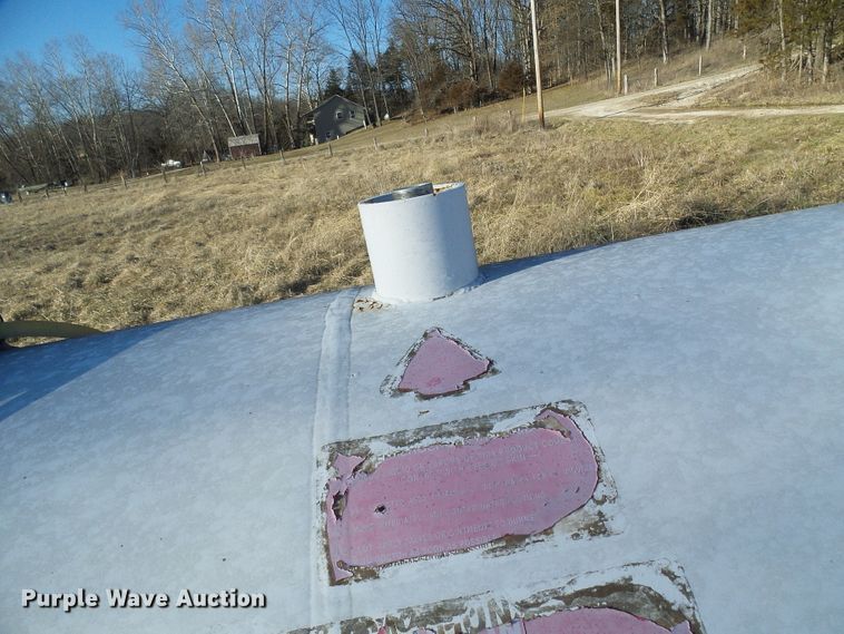 image for item DD1762 Anhydrous ammonia tank