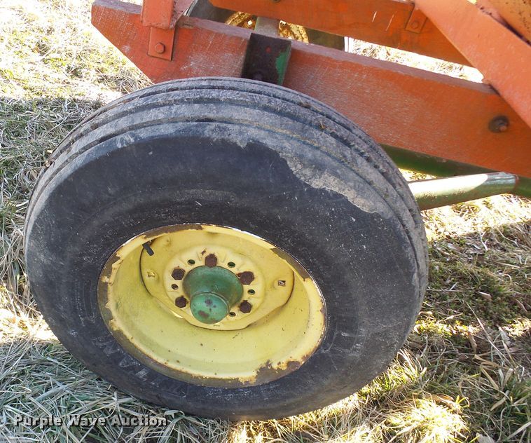 image for item DD1763 Gravity wagon