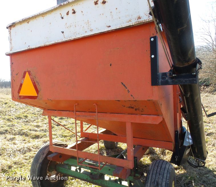 image for item DD1763 Gravity wagon