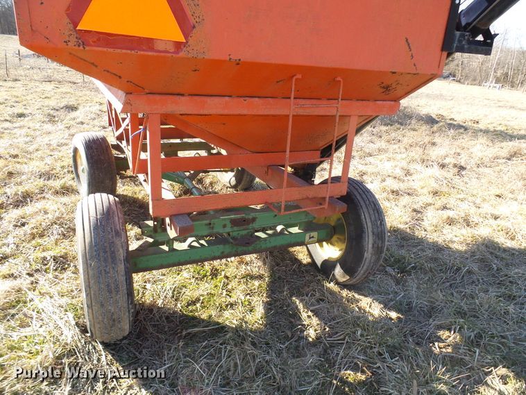 image for item DD1763 Gravity wagon
